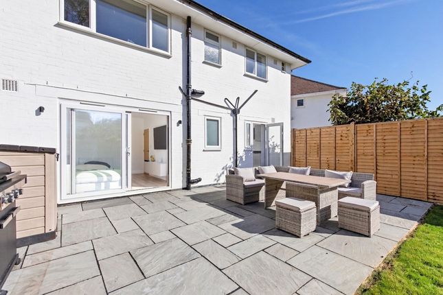 7 The Crescent Manor Road, Littlehampton photo 2