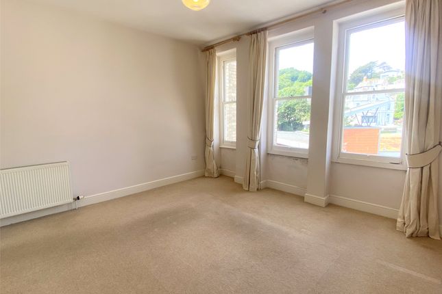 Apartment 6,, Stoneleigh Place, Ilfracombe photo 3