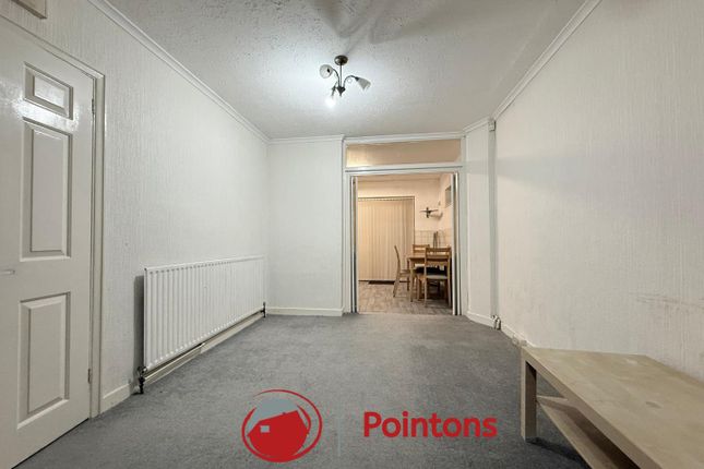Poitiers Road, Coventry photo 4