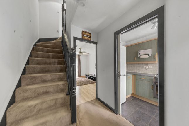 133 Waltersgreen Crescent, Warrington photo 2