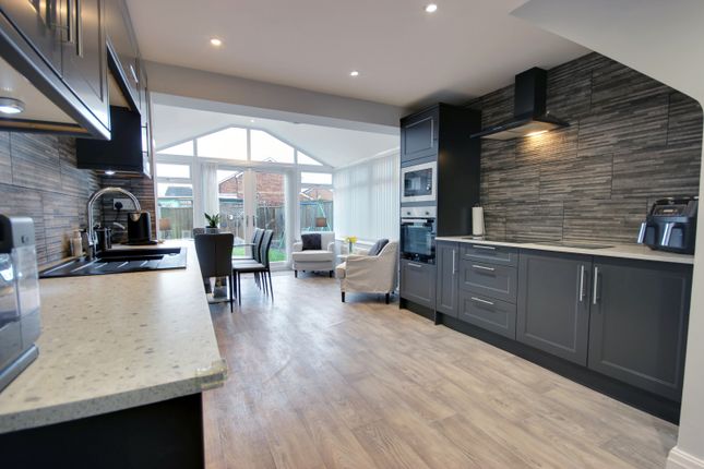 20, Bielby Drive, Beverley photo 2
