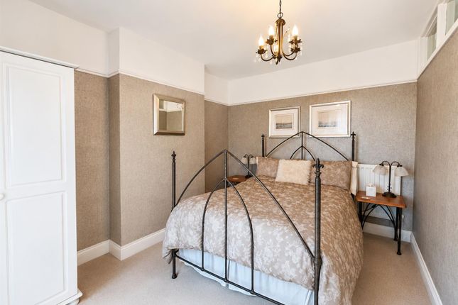 Flat 2, 39, Cliff Road, Sheringham photo 5
