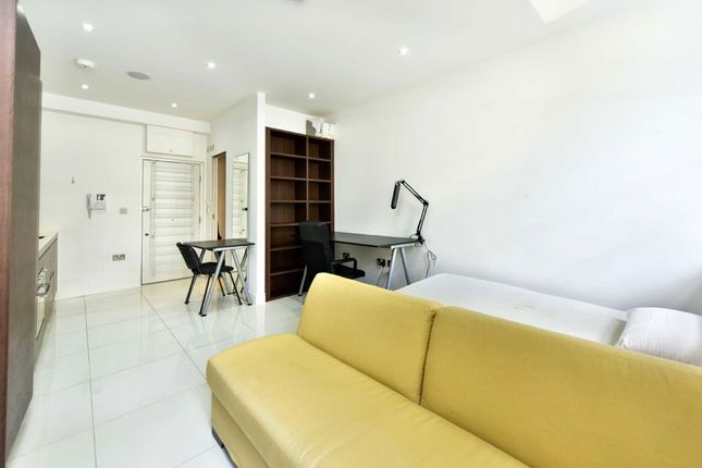 Judd Street, London photo 4