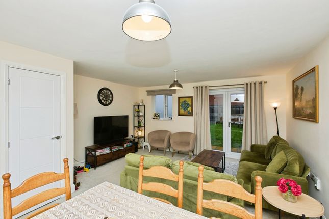Canterbury Drive, Derby photo 3
