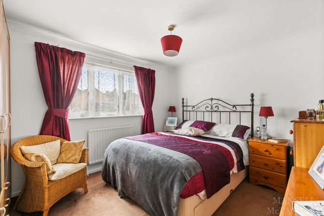End terrace house for sale in Southbrook, Crawley