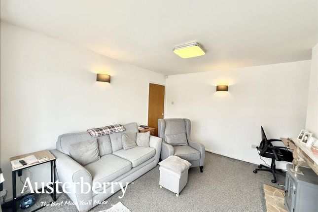 4, Heath Grove, Stoke-On-Trent photo 4