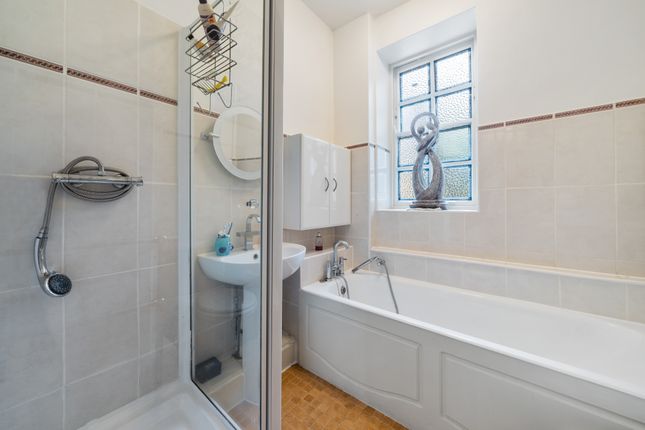 Flat for sale in Grove Court, Grove End Road, St John's Wood, London