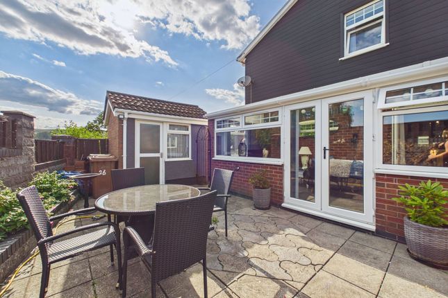 26 Plantation Terrace, Tredegar photo 4