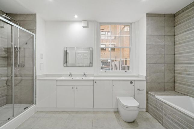 2-bed flat on 4 Beauchamp Place, London SW3 1NG, UK, London, £5,700/mo