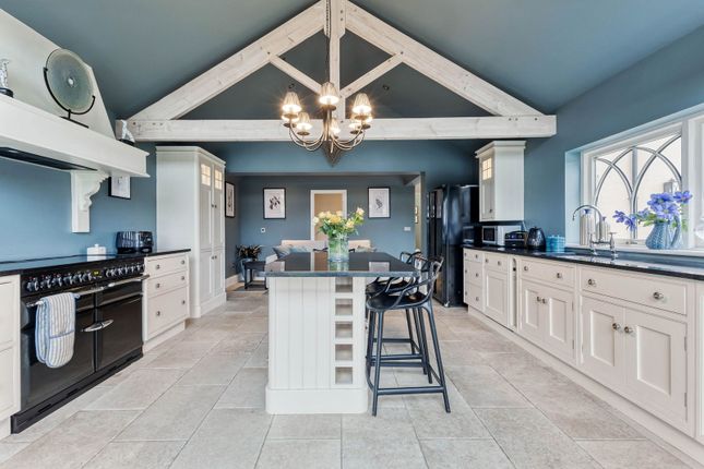 Hazelnut Cottage, Middlefield Lane, Pontefract photo 2