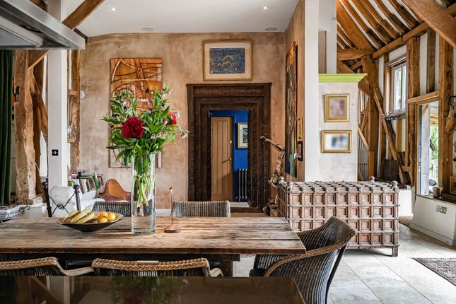 Caspian, Valley Farm Barns,, Cumnor Road, Oxford photo 4