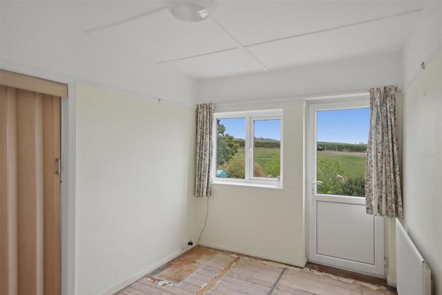 282, Handley Road, Chesterfield photo 4
