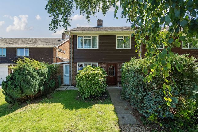 End terrace house to rent in Grayshott Close, Winchester