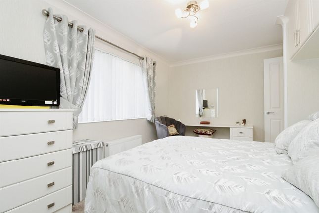 Mobile/park home for sale in Winston Avenue, Culverhouse Cross, Cardiff