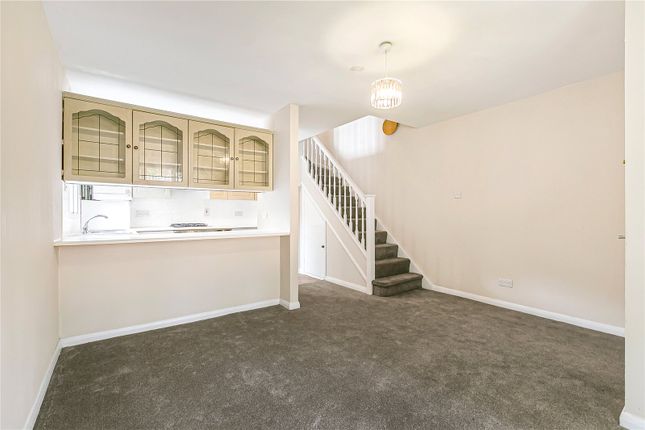 1A, Lanigan Drive, Hounslow photo 2
