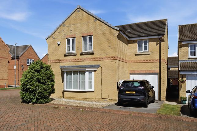 1, Clover Drive, Withernsea photo 2