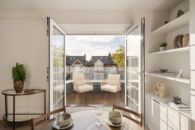 Flat 16A, Twyford Court, Twyford Avenue, Acton photo 4