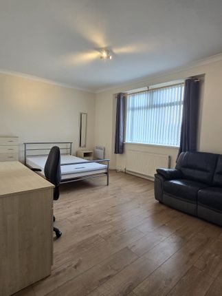 Room 1, 6, Kilvey Terrace, Swansea photo 2