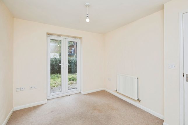 41, Badgerdale Way, Derby photo 3