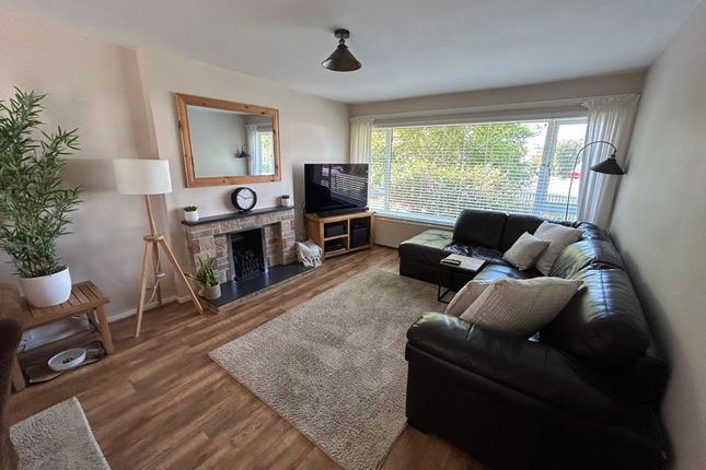7, Troon Way, Upper Colwyn Bay photo 2