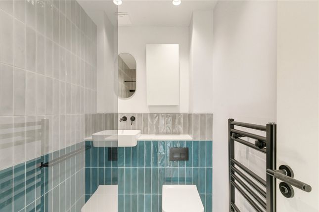 18, Rigge Place, London photo 4