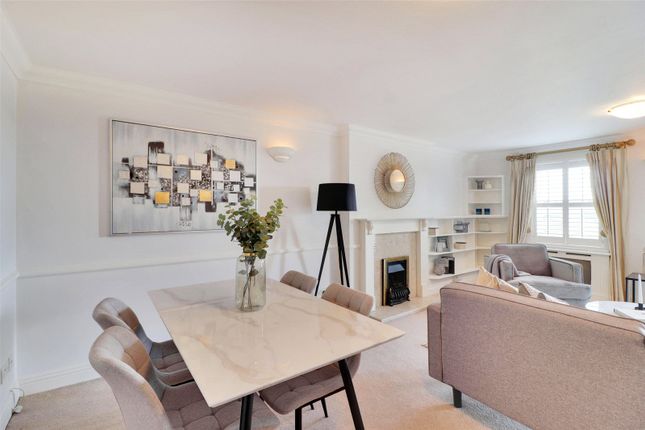 Flat for sale in Parkview, 2 Trinity Close, Tunbridge Wells, Kent
