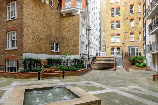 Flat for sale in Artillery Mansions, Victoria Street, Westminster