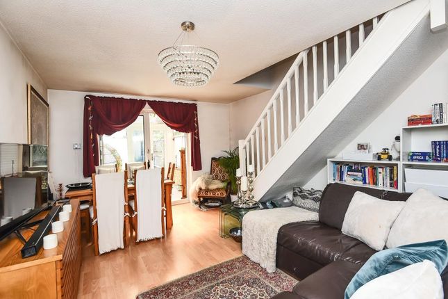 Terraced house to rent in Avocet Way, Bicester