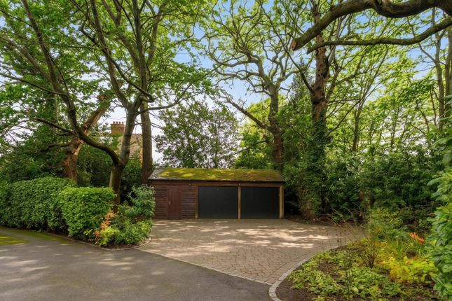 Westgate House, London Road, Ascot photo 3