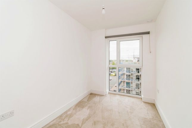 Flat for sale in Granada House, Meridian Way, Southampton