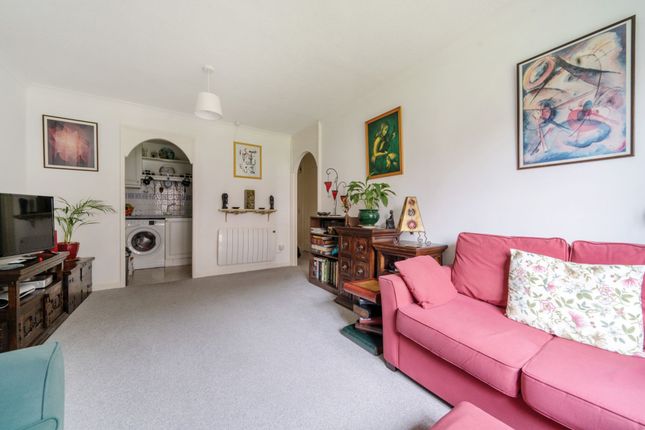 Flat for sale in St. Cyriacs, Rose Court St. Cyriacs