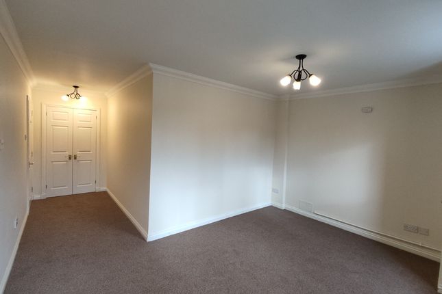 2/1, 9a, Lochburn Road, Glasgow photo 4