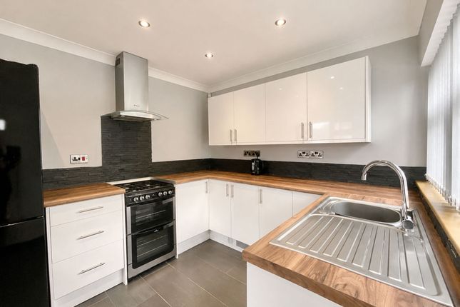 86 Foley Road, Stoke-On-Trent photo 3