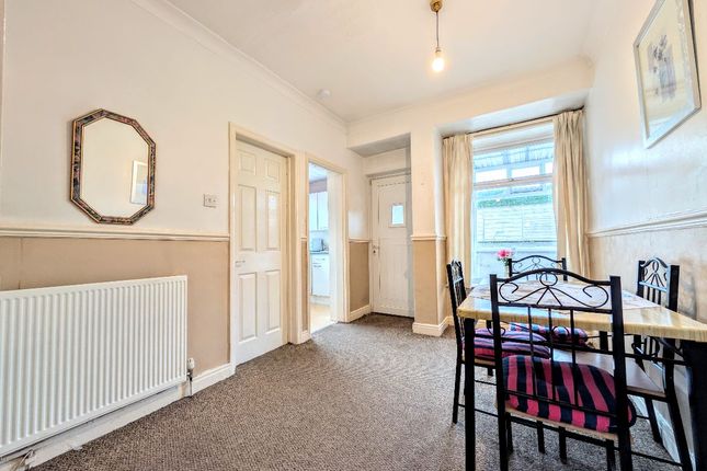 180 Highfield Road, Bolton photo 4