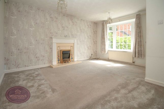 16, Pine Tree Walk, Nottingham photo 2