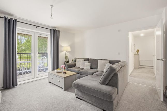 Flat 1, English Oak House, Hawkfield Road, Bristol photo 4