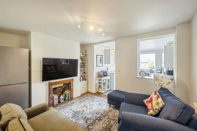 32, Chapel Lane, Scunthorpe photo 4
