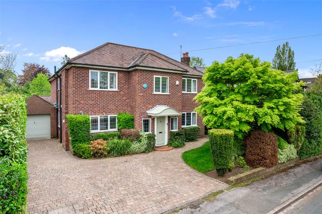 Thumbnail Detached house for sale in Meadow Way, Wilmslow