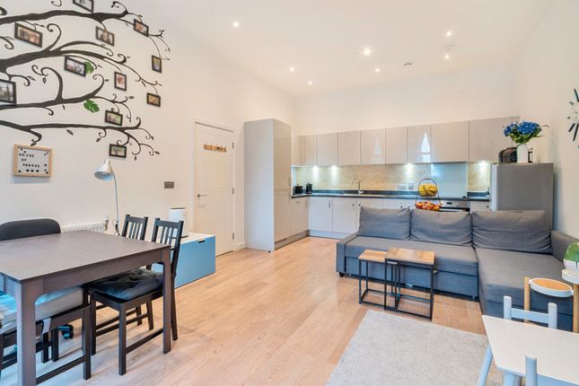 Thumbnail Flat for sale in Fielders Crescent, Barking