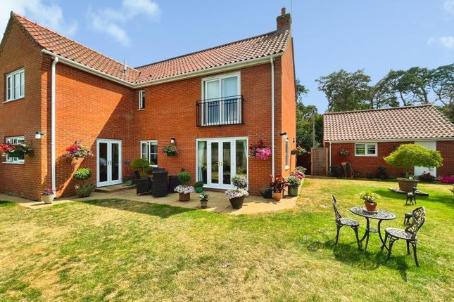 74, Brandon Road, Thetford photo 2