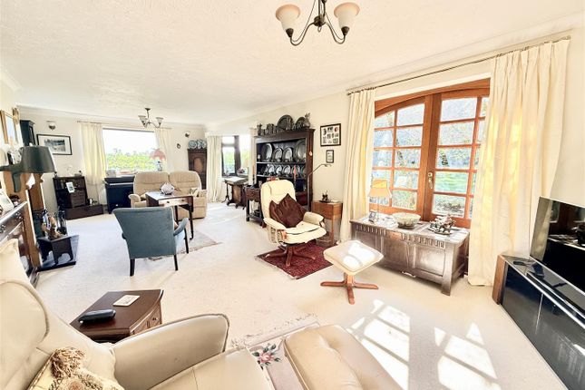 The Willows, Vicarage Road, Deopham photo 3