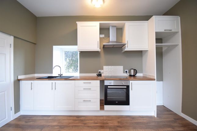9, Norman Place, Wakefield photo 4