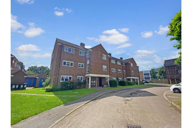 Thumbnail Flat to rent in Tilehouse Way, Denham, Uxbridge