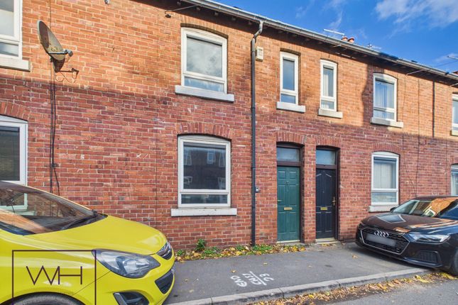2-bed house on Sheffield, £875/mo