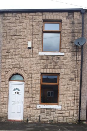 Terraced house to rent in Division Street, Rochdale