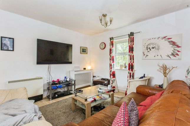 9, Maple House, Chorley photo 2