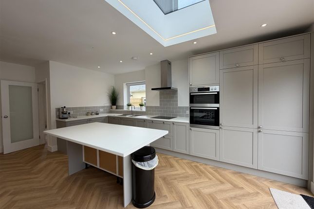 37, Henver Road, Newquay photo 3