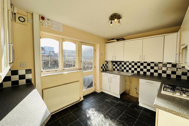 26, Portholme Road, Selby photo 3