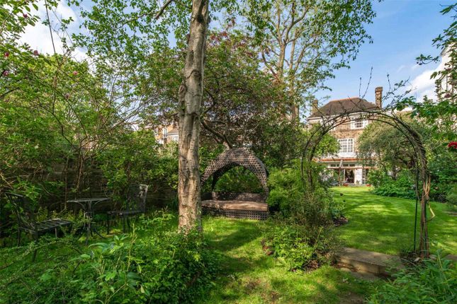 121, Hamilton Terrace, St Johns Wood photo 2