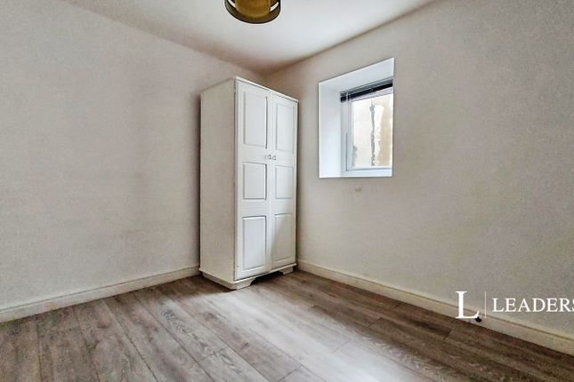 Flat 4, 188, West Road, Essex photo 3